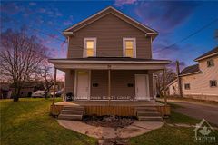 58 Harvey Street, Perth, ON K7H 1W9