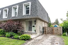 112 Kathryn Crescent, Stratford, ON N5A 2Y7