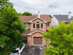 14 COHEN Avenue, Kanata, ON K2L 4E9