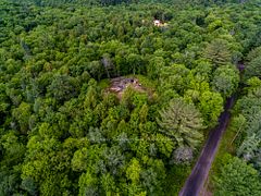 16 Claren Crescent, Huntsville, ON P1H 0C3
