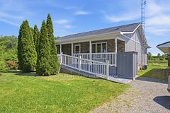 5136 Marshall Road, Niagara Falls, ON L2E 6S6