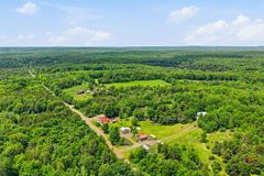 1742 Rose Island Road, Wollaston, ON K0L 1P0