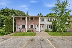 513 Weber Street N B, Waterloo, ON N2L 4G1