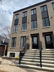 9 Gwynne Avenue A, Dows Lake - Civic Hospital and Area, ON K1Y 1X1