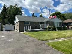 20 Elizabeth Drive, South Dundas, ON K0E 1K0