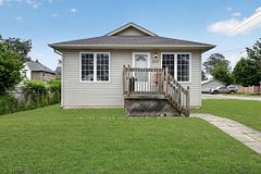 217 Pine Street, Haldimand, ON N1A 2L4