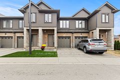 377 Glancaster Road 15, Hamilton, ON L9G 0G4