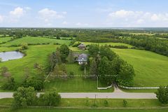 136 Oliver's Road, Kawartha Lakes, ON K0M 1A0