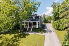 64 Front Street E, Kawartha Lakes, ON K0M 1A0
