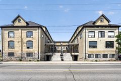 12 Bridgeport Road E 9, Waterloo, ON N2J 2J3