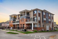 78 Lyrid Private, Barrhaven, ON K2J 6N3