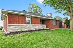 1305 Avenue N Avenue, Alta Vista and Area, ON K1G 0A7