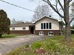 36 Nichols Street, Callander, ON P0H 1H0