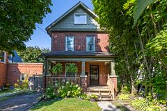 647 Bethune Street, Peterborough, ON K9H 4A2