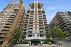 570 Laurier Avenue W 2301, Ottawa Centre, ON K1R 1C8
