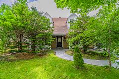 3319 Kodiak Street, Hunt Club - South Keys and Area, ON K1V 7S7