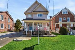 350 Ontario Street, Cobourg, ON K9A 3B8