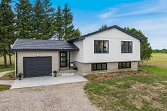 5385 Carriage Road, Middlesex Centre, ON N0L 1G0