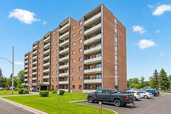 41 Sunset Boulevard 204, Perth, ON K7H 3H8