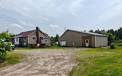 1521 FOUR MILE LAKE Road, North Bay, ON P1B 8G2