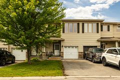 616 Spikemoss Place, Orleans - Cumberland and Area, ON K4A 0C9