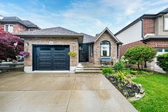 506 Jones Road, Hamilton, ON L8E 6E3