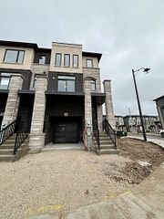 155 Equestrian Way 7, Cambridge, ON N3E 0E8
