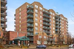 45 Holland Avenue 902, Tunneys Pasture and Ottawa West, ON K1Y 4S3