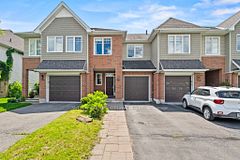 711 Hazelnut Crescent, Blossom Park - Airport and Area, ON K1T 3T8