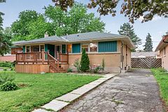 184 West 33 Street, Hamilton, ON L9C 5J5