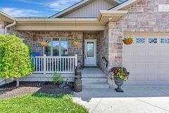 25 Clayton Street, West Perth, ON N0K 1N0