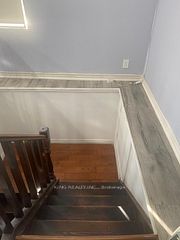 24 BOULLEE Street, London East, ON N5Y 1T4