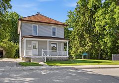 61 Brock Street E, Tillsonburg, ON N4G 1Z7