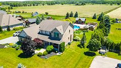 27 Leenders Lane, Erin, ON N0B 1T0