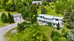 1466 Carman Road, Quinte West, ON K8V 5P4