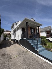 15 Milfoil Crescent B, Kitchener, ON N2E 3L2