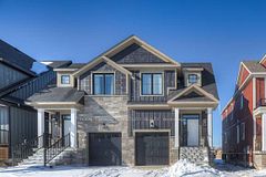 154 Sycamore Street, Blue Mountains, ON L9Y 4E2