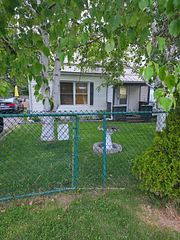 42 Kerr Crescent, Quinte West, ON K8V 2W4