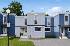 25 Britten Close B52, Hamilton, ON L9C 4J8