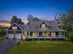 6881 Sparkling Lake Way, Greely - Metcalfe - Osgoode - Vernon and Area, ON K4P 1R7