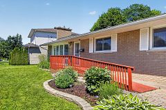 13 Dorland Crescent, Bells Corners and South to Fallowfield, ON K2H 6E6