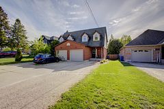 144 Kincardine Street N, West Grey, ON N0G 1R0