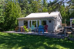 1443 Sunset Drive, South Bruce Peninsula, ON N0H 2T0