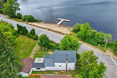 21 Lakeview Avenue W, Kearney, ON P0A 1M0