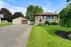 1410 Woodfield Crescent, Kingston, ON K7P 2V6