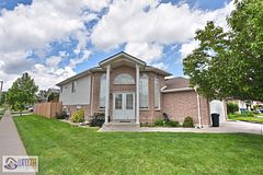 3602 Holburn Street, Windsor, ON N9E 4V4