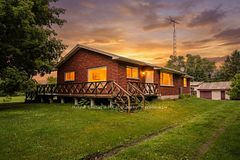 221 Queen Street, Chatham-Kent, ON N0P 1T0