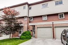 23 Watson's Lane 20, Hamilton, ON L9H 5G9