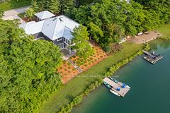 10099 Jennison Crescent, Lambton Shores, ON N0M 1T0