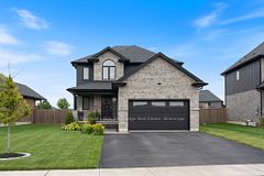 207 Oak Street, Norfolk, ON N3Y 0B5